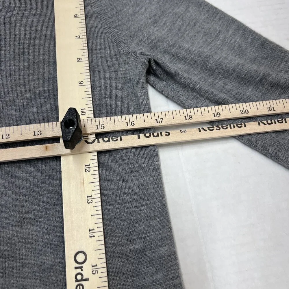 Banana Republic‎ Sweater Mens S Gray Merino Wool Crew Neck Pullover Layer Casual